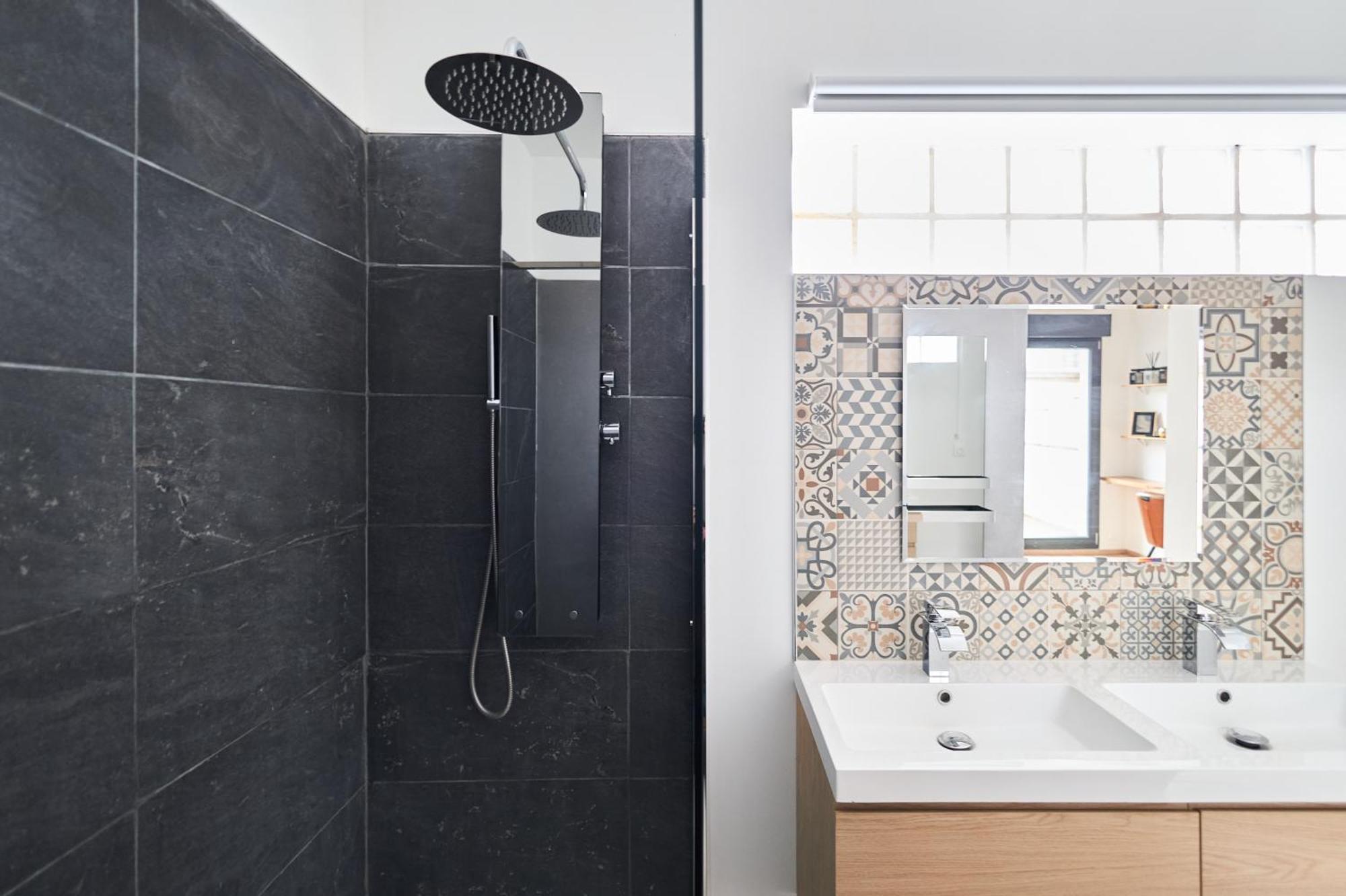 ריימס Mm Suites Town House Terrasse מראה חיצוני תמונה