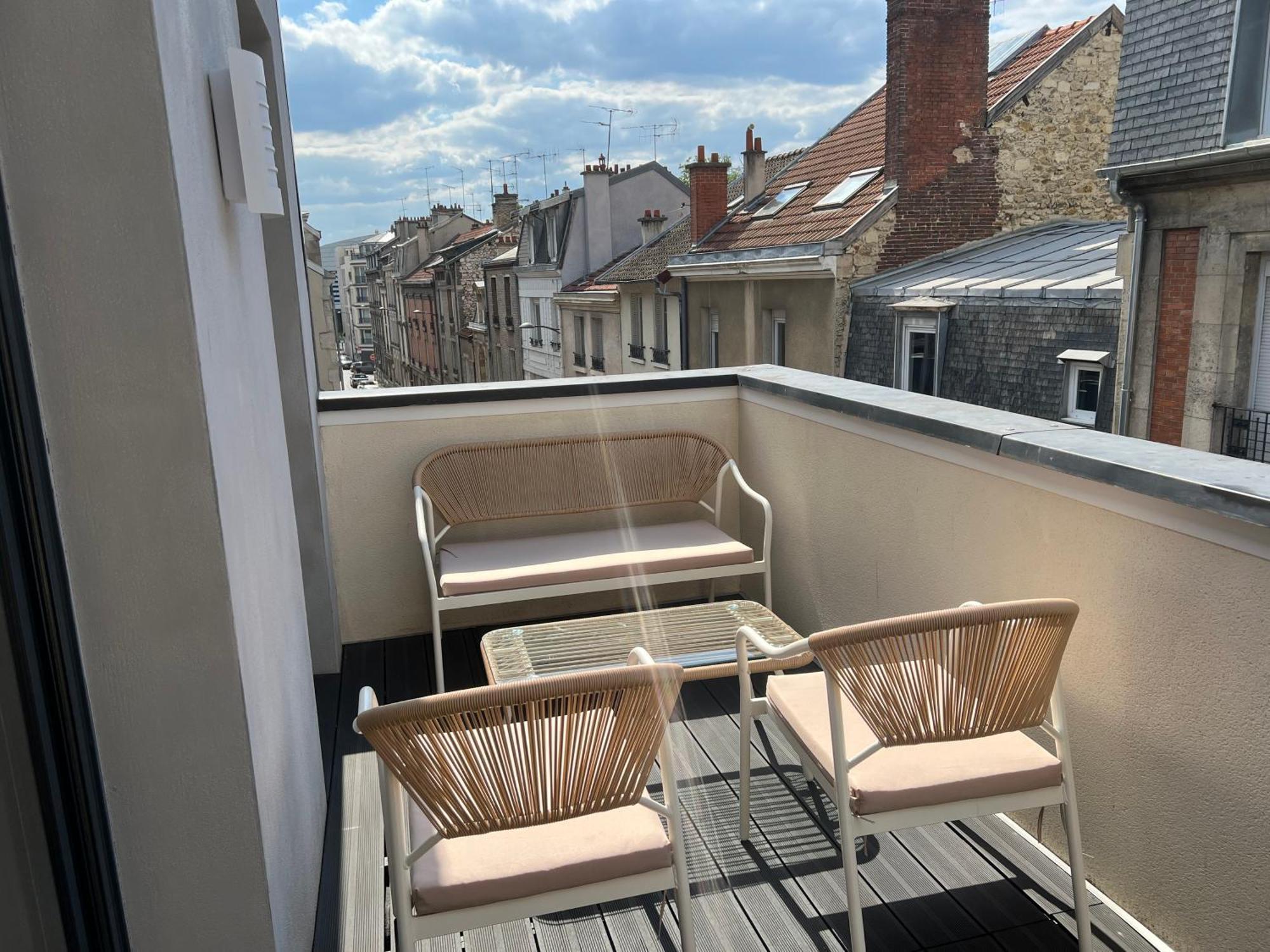 ריימס Mm Suites Town House Terrasse מראה חיצוני תמונה
